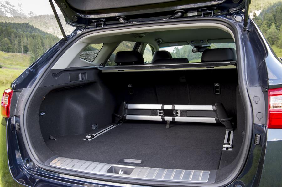 Багажник Kia Optima Sportswagon EcoDynamics 2016 года  (UK) (фото 6 из 30)